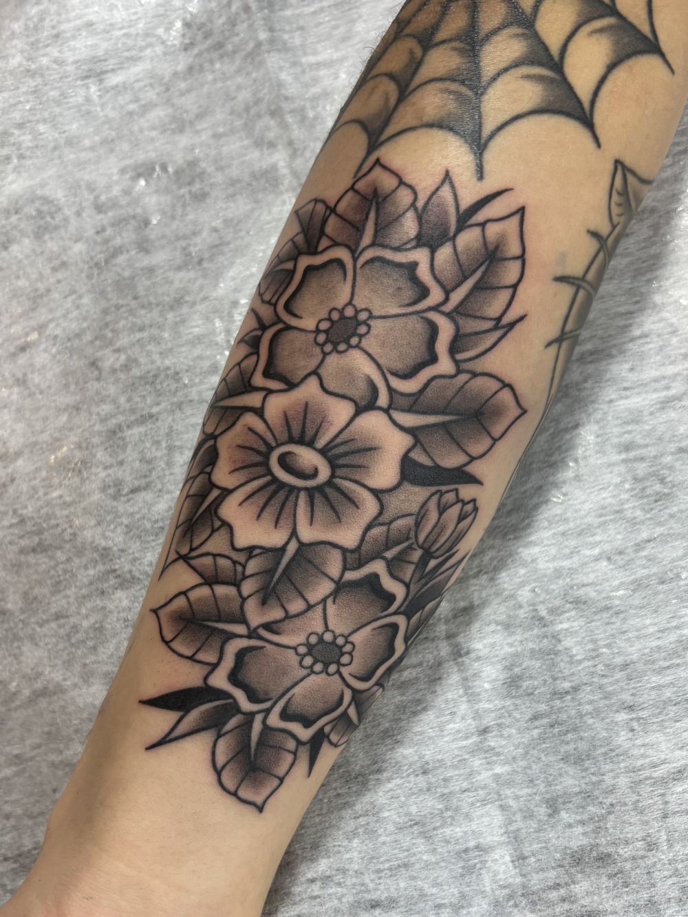 お花のタトゥー